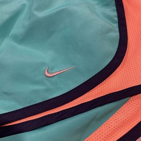 NIKE Teal and pale orange running shorts - Picture 2 of 4